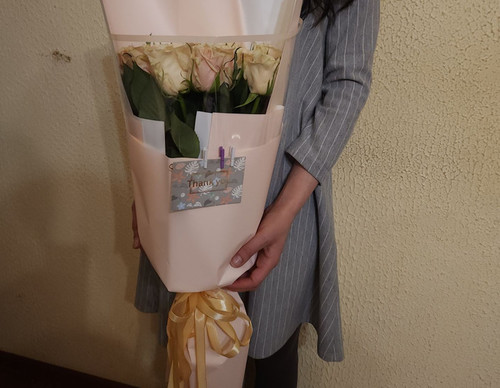 Ծաղկեփունջ - տատիկին