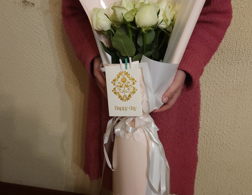 Սպիտակ վարդեր - քույրիկին